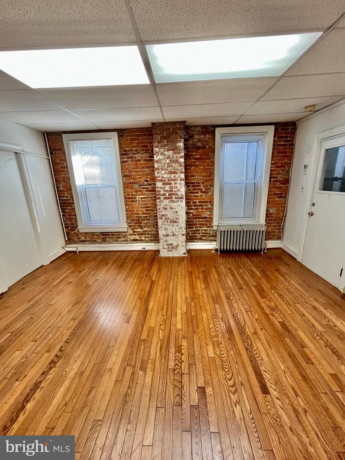 CONSHOHOCKEN - Commercial Lease
