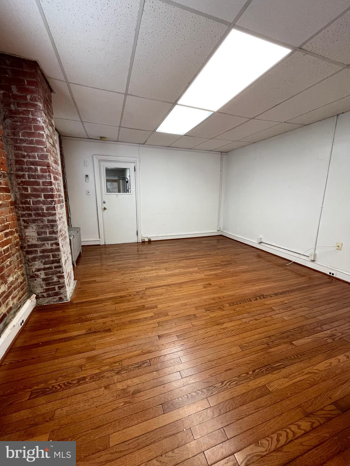 CONSHOHOCKEN - Commercial Lease