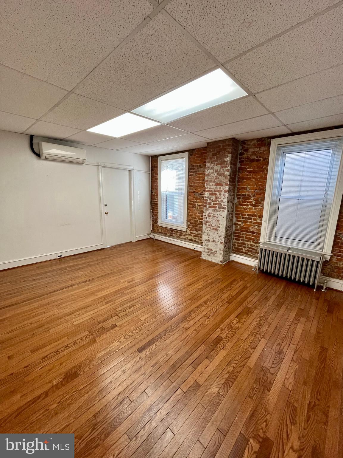 CONSHOHOCKEN - Commercial Lease