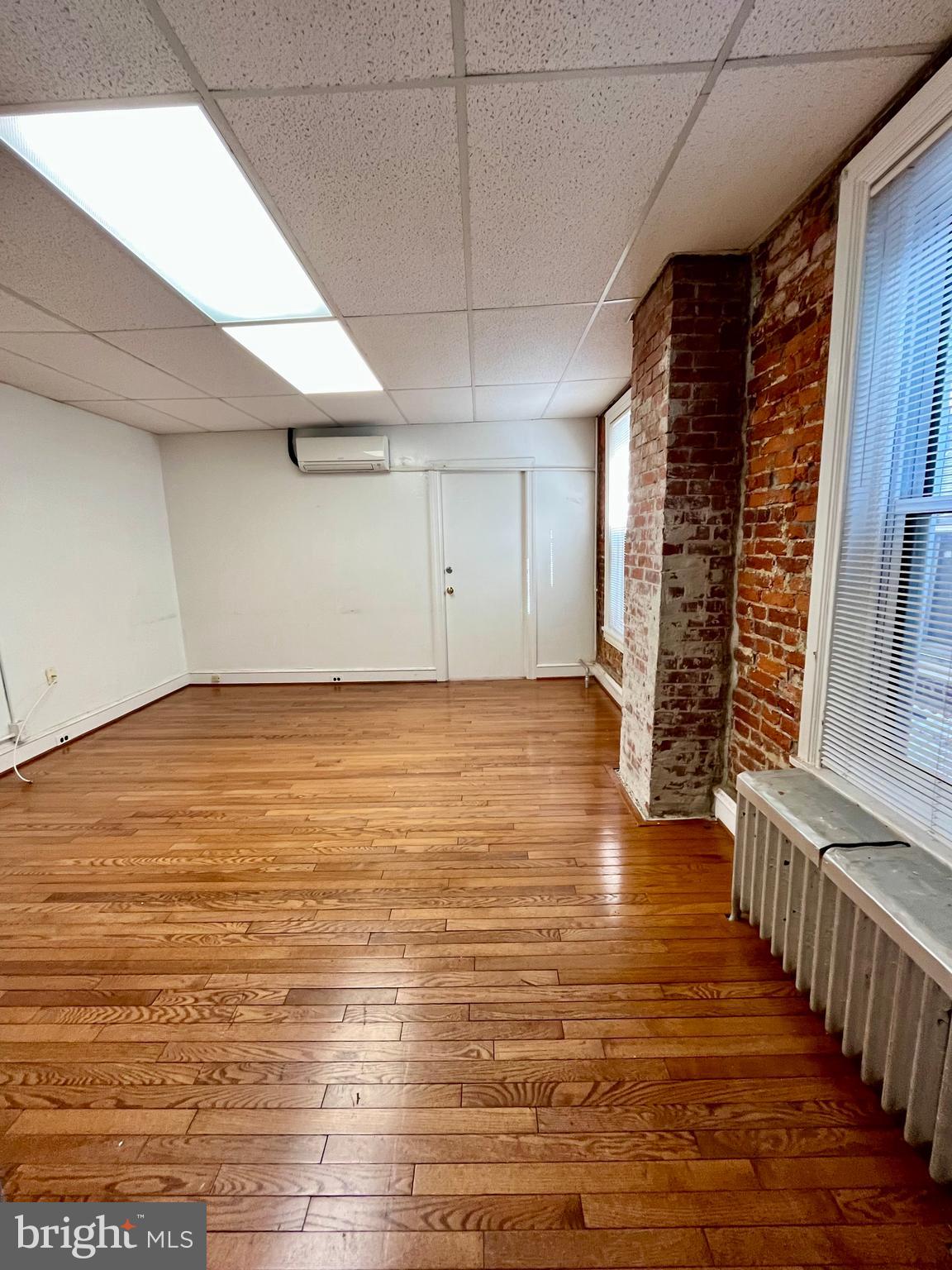 CONSHOHOCKEN - Commercial Lease