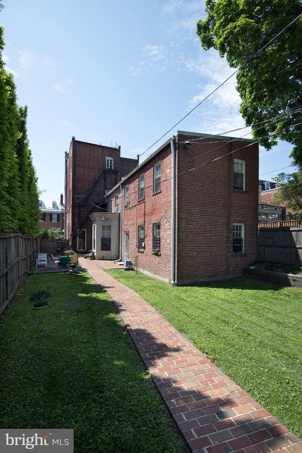 GEORGETOWN - Residential Income