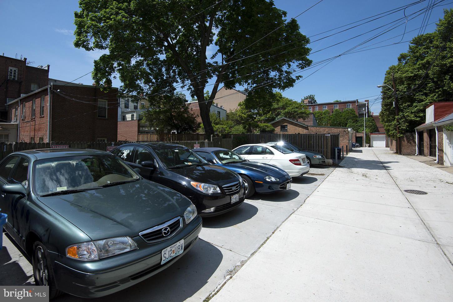 GEORGETOWN - Residential Income
