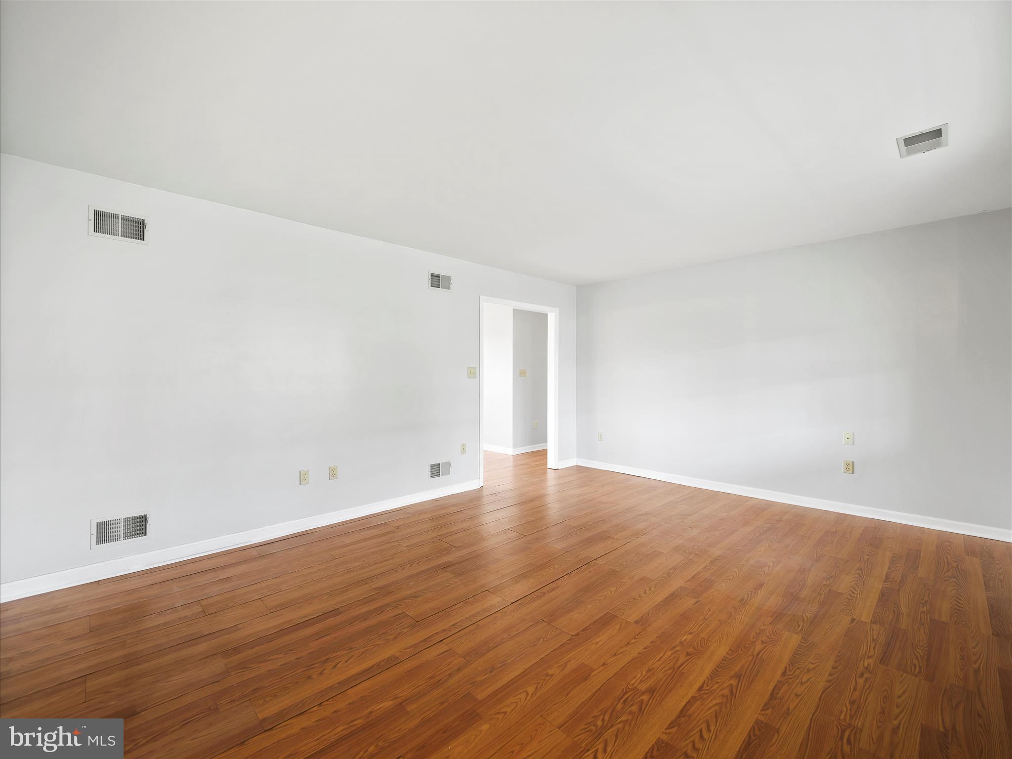 WOODCREST - Residential Lease