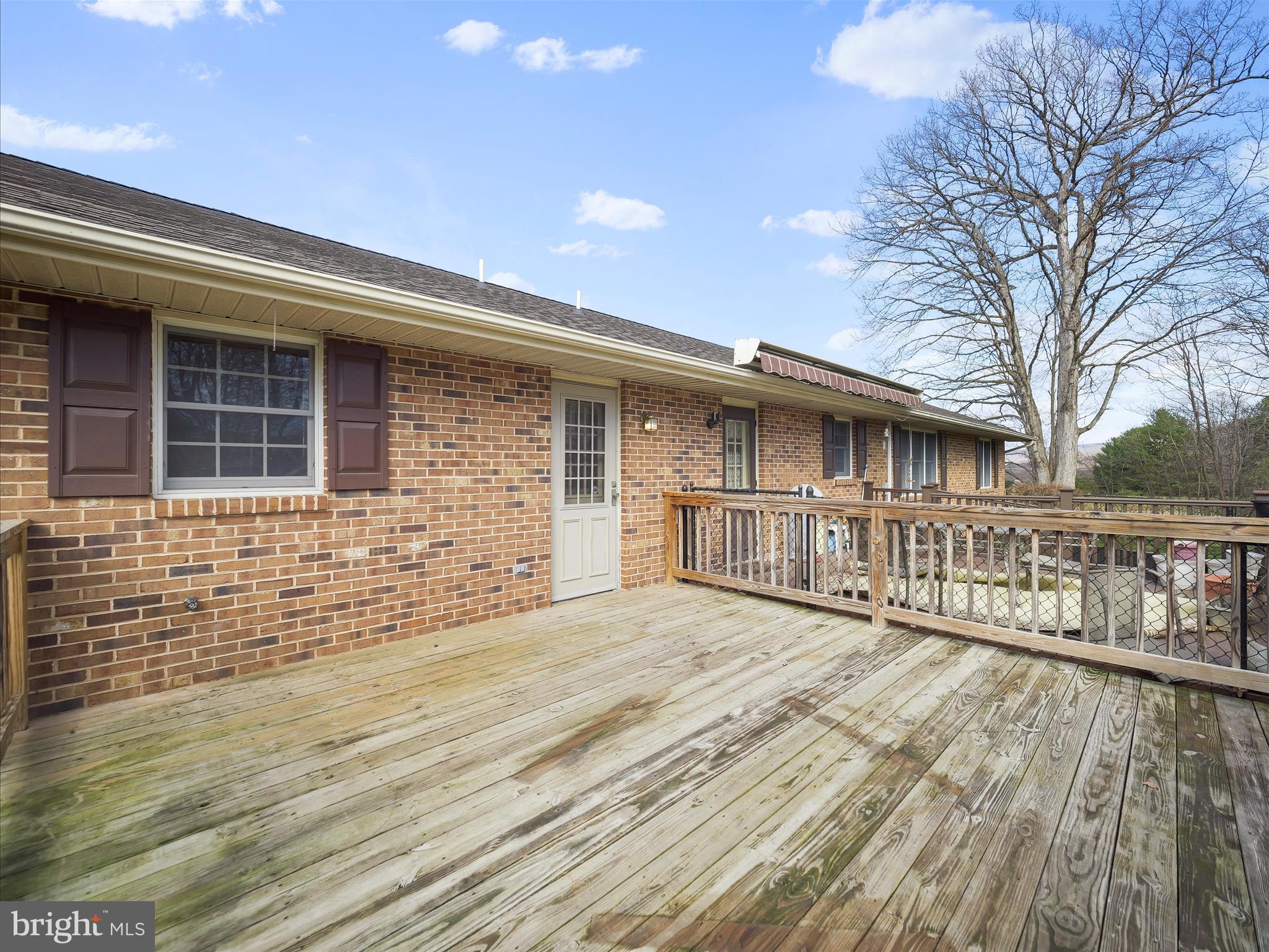 WOODCREST - Residential Lease