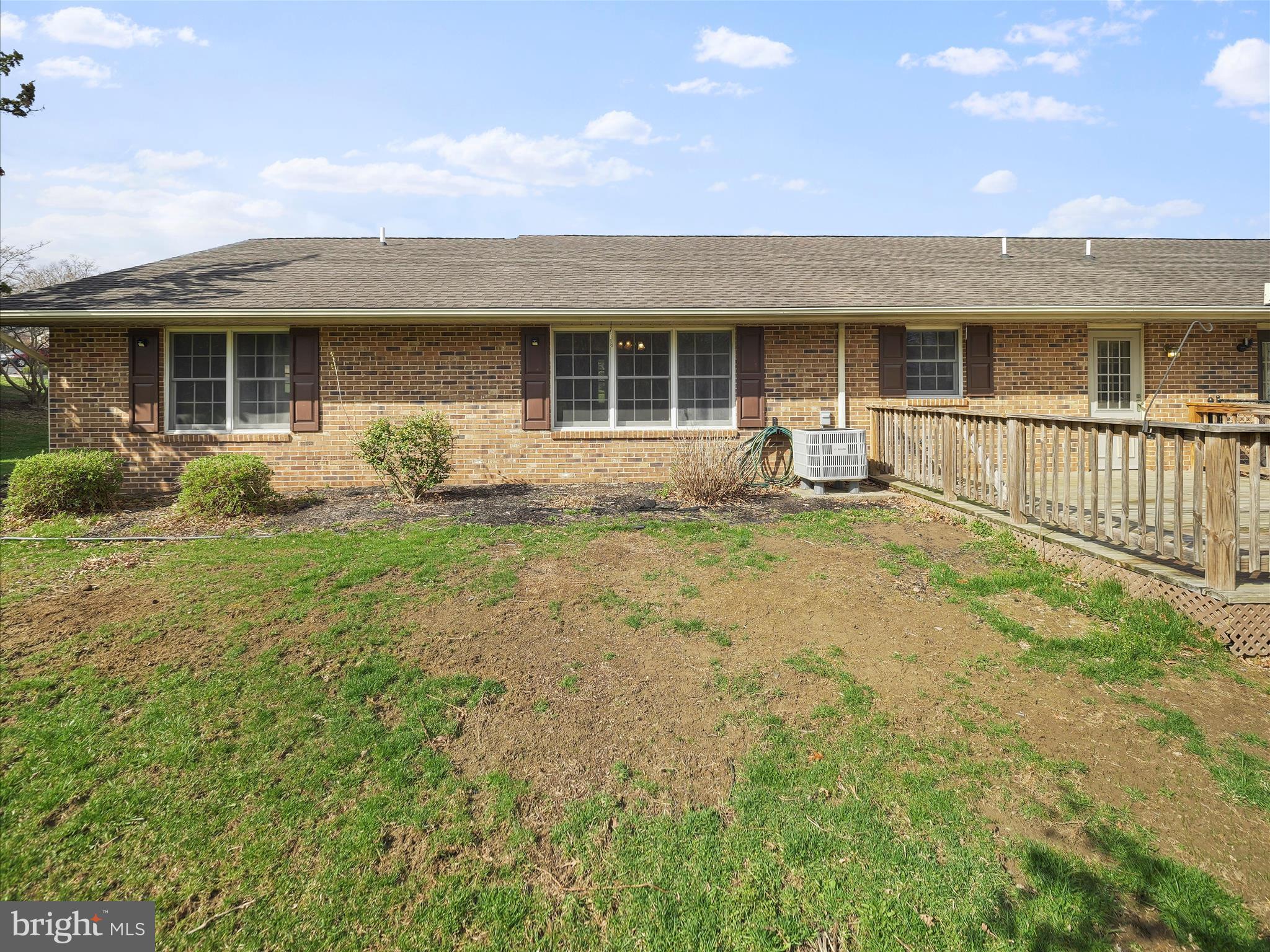 WOODCREST - Residential Lease