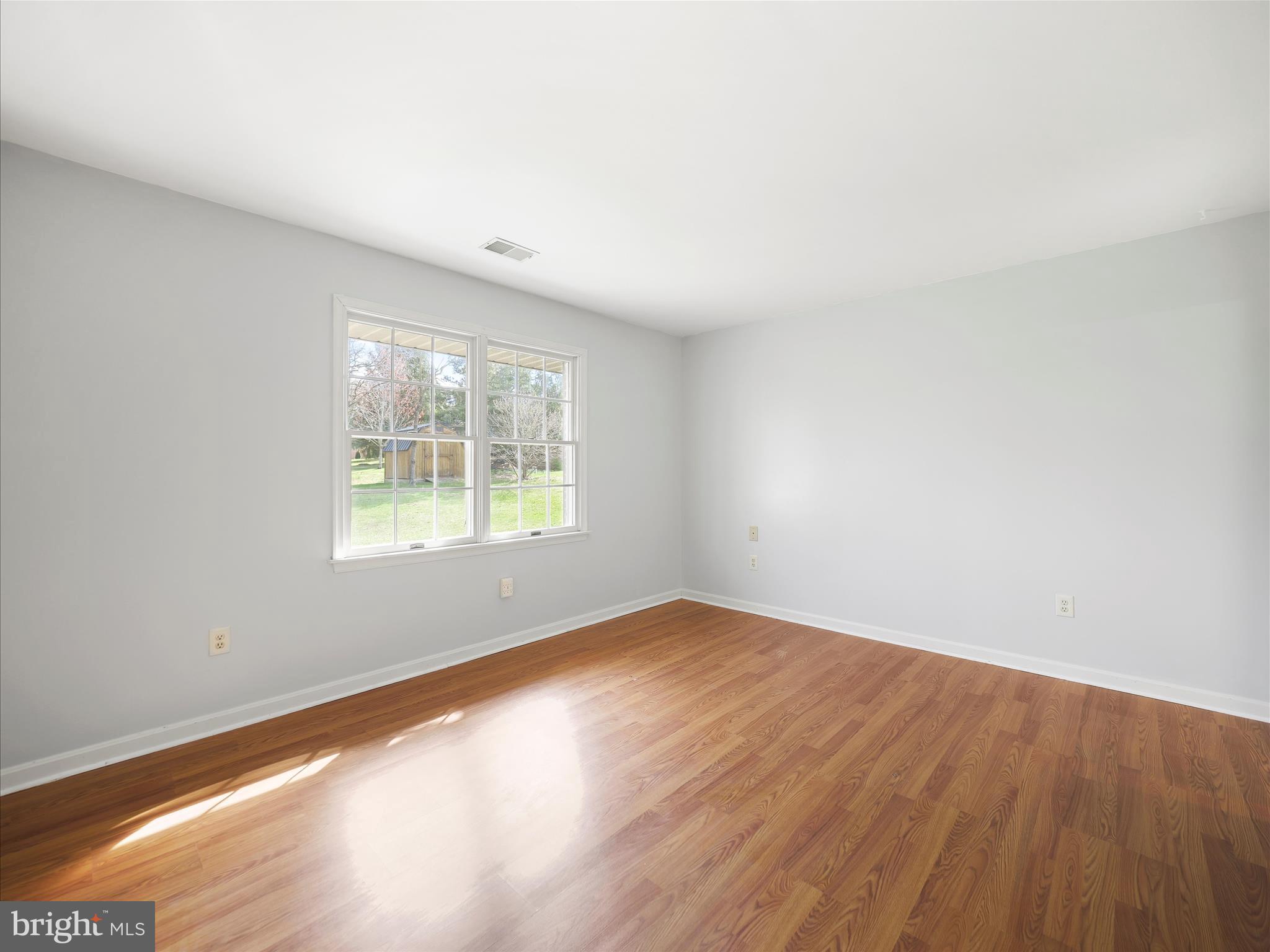 WOODCREST - Residential Lease