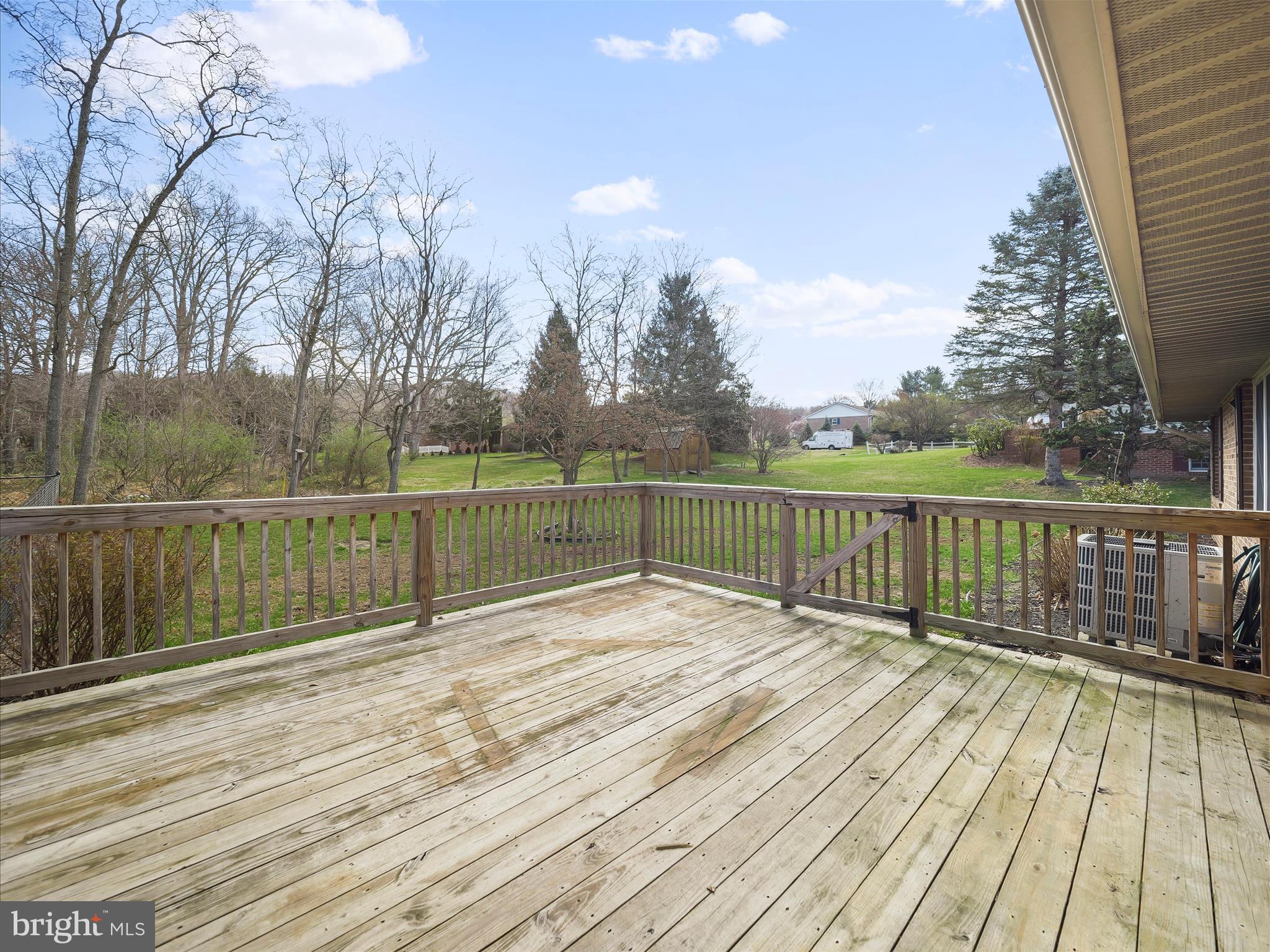 WOODCREST - Residential Lease