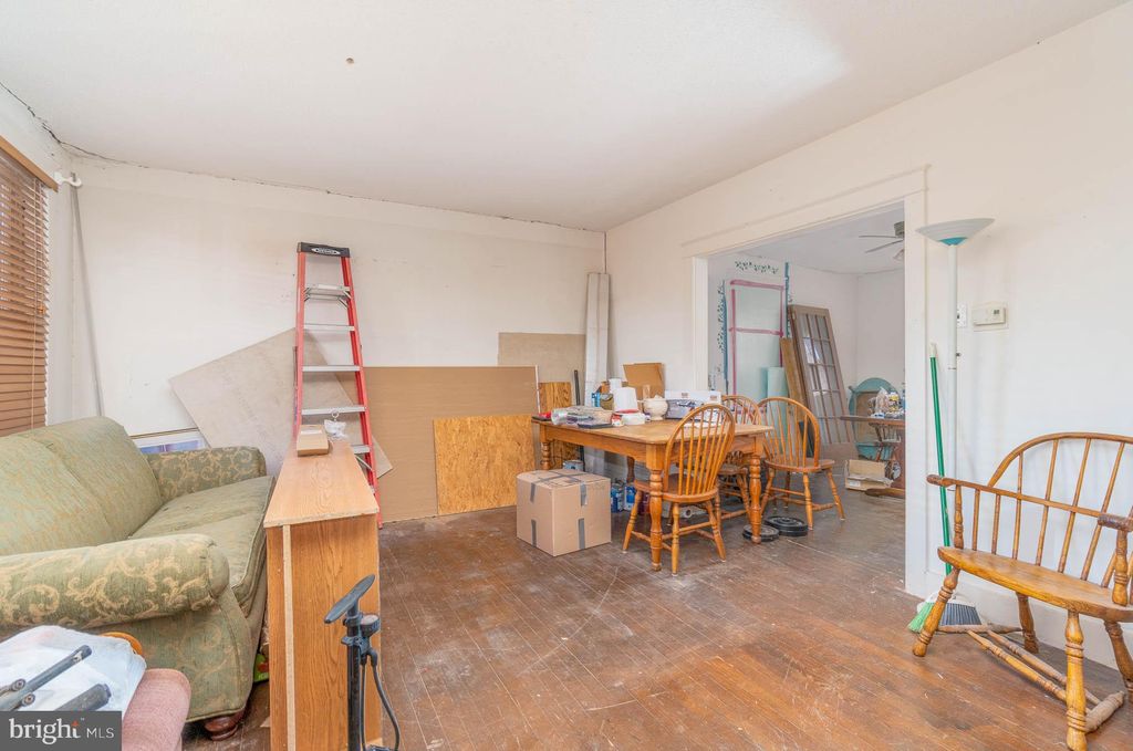 Photo of 818 OCEAN AVE, LANCASTER, PA 17603 (MLS # PALA2030952)