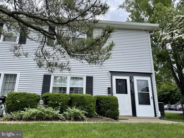 YARDLEY COMMONS - Residential
