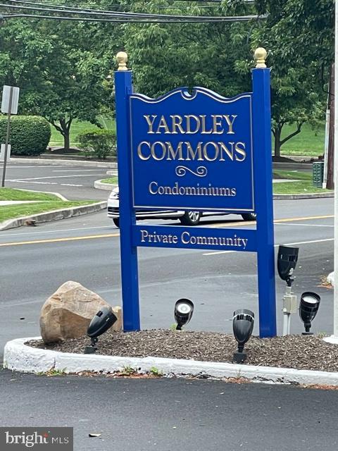 YARDLEY COMMONS - Residential
