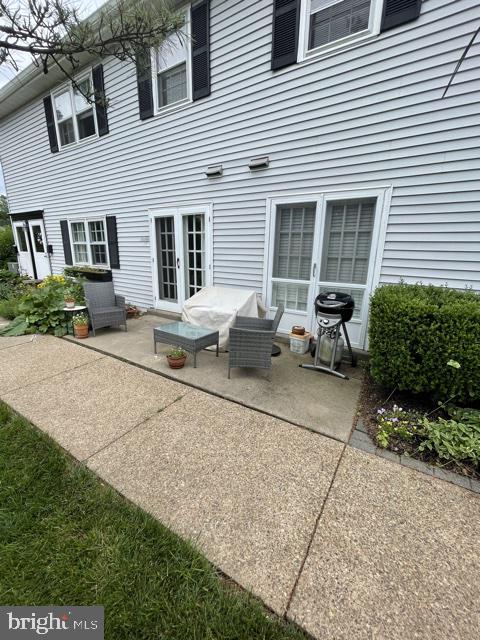 YARDLEY COMMONS - Residential