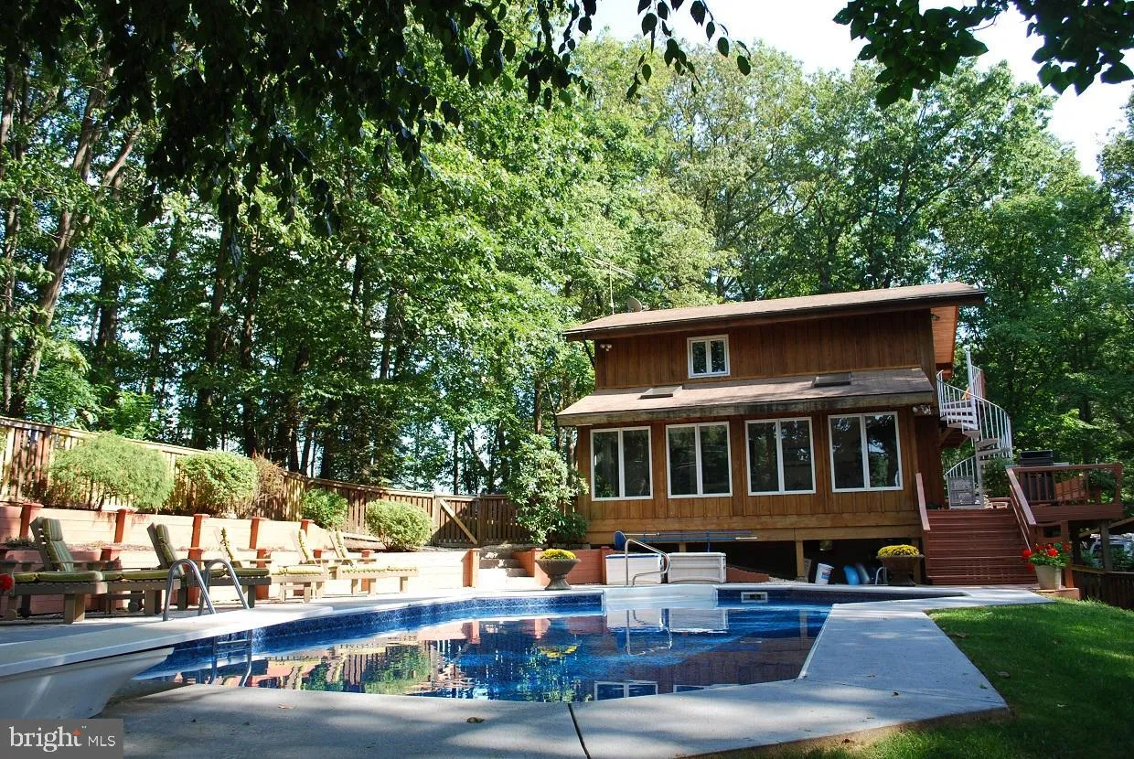 Quarryville, Pennsylvania 17566, United States, 3 Bedrooms Bedrooms, ,3 BathroomsBathrooms,Residential,Active,847