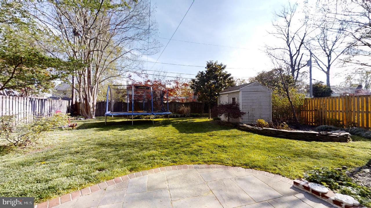 BEVERLEY HILLS - Residential Lease