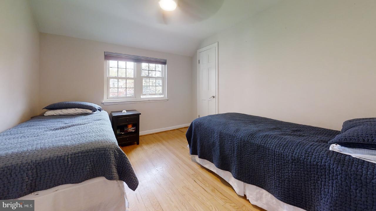 BEVERLEY HILLS - Residential Lease