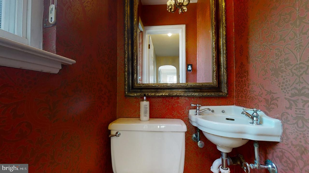 BEVERLEY HILLS - Residential Lease