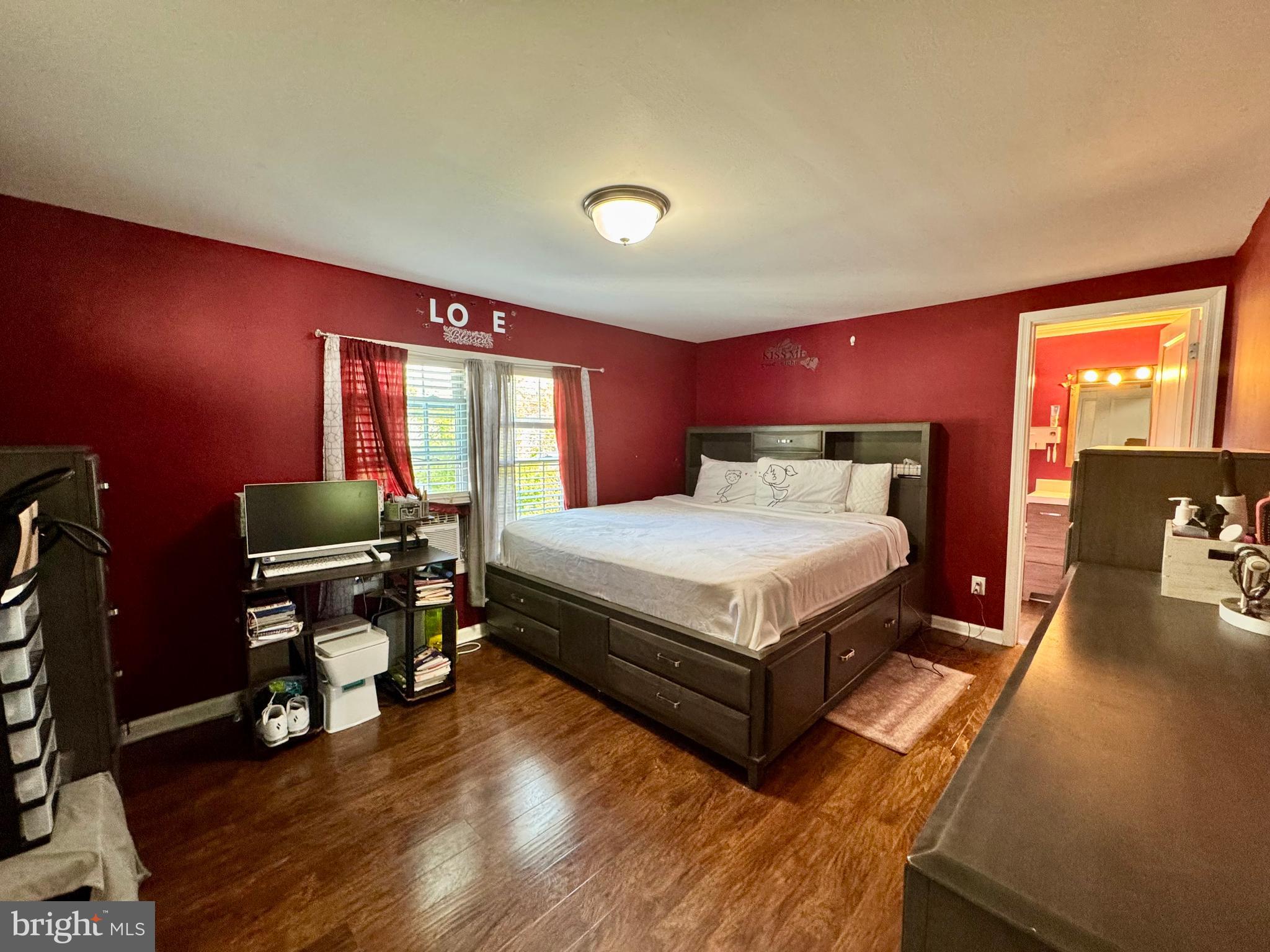 SOUTHGATE VILLAGE - Residential