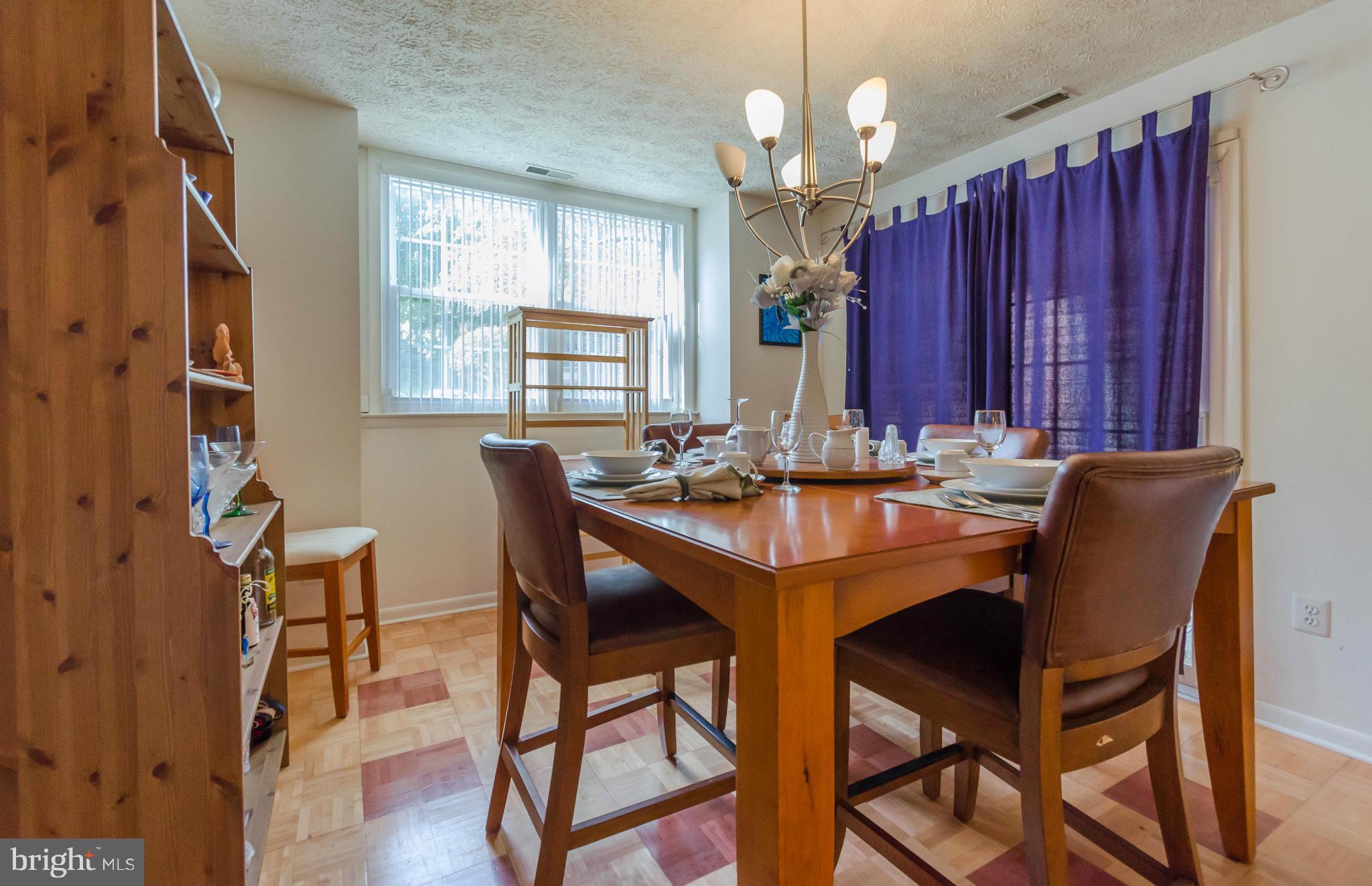 THE FALLS GARDEN - Residential