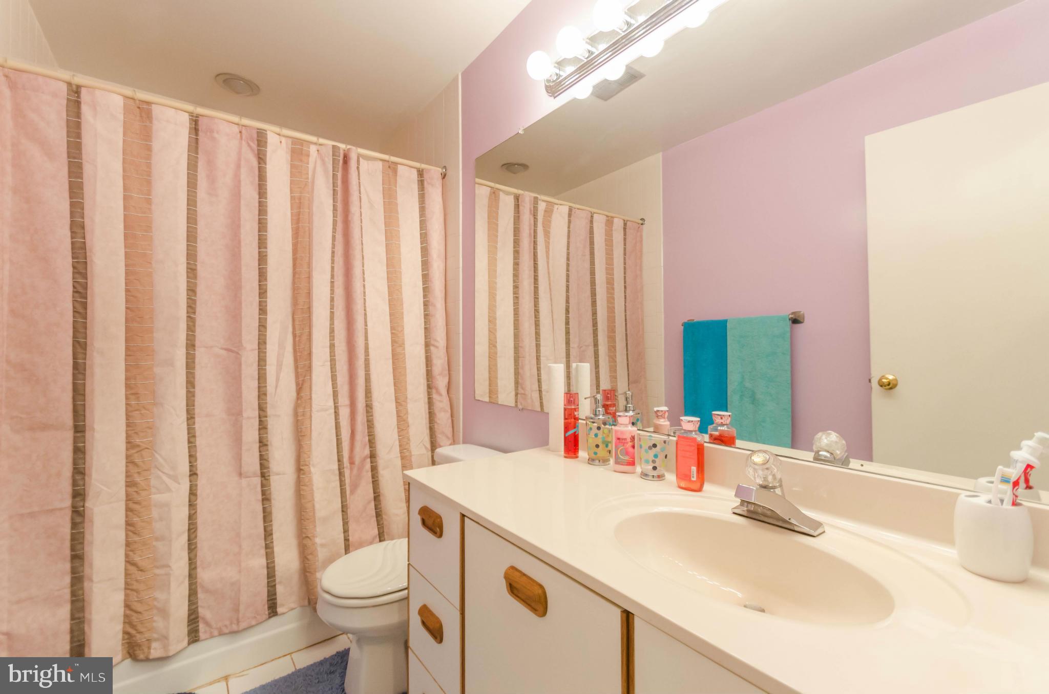 THE FALLS GARDEN - Residential