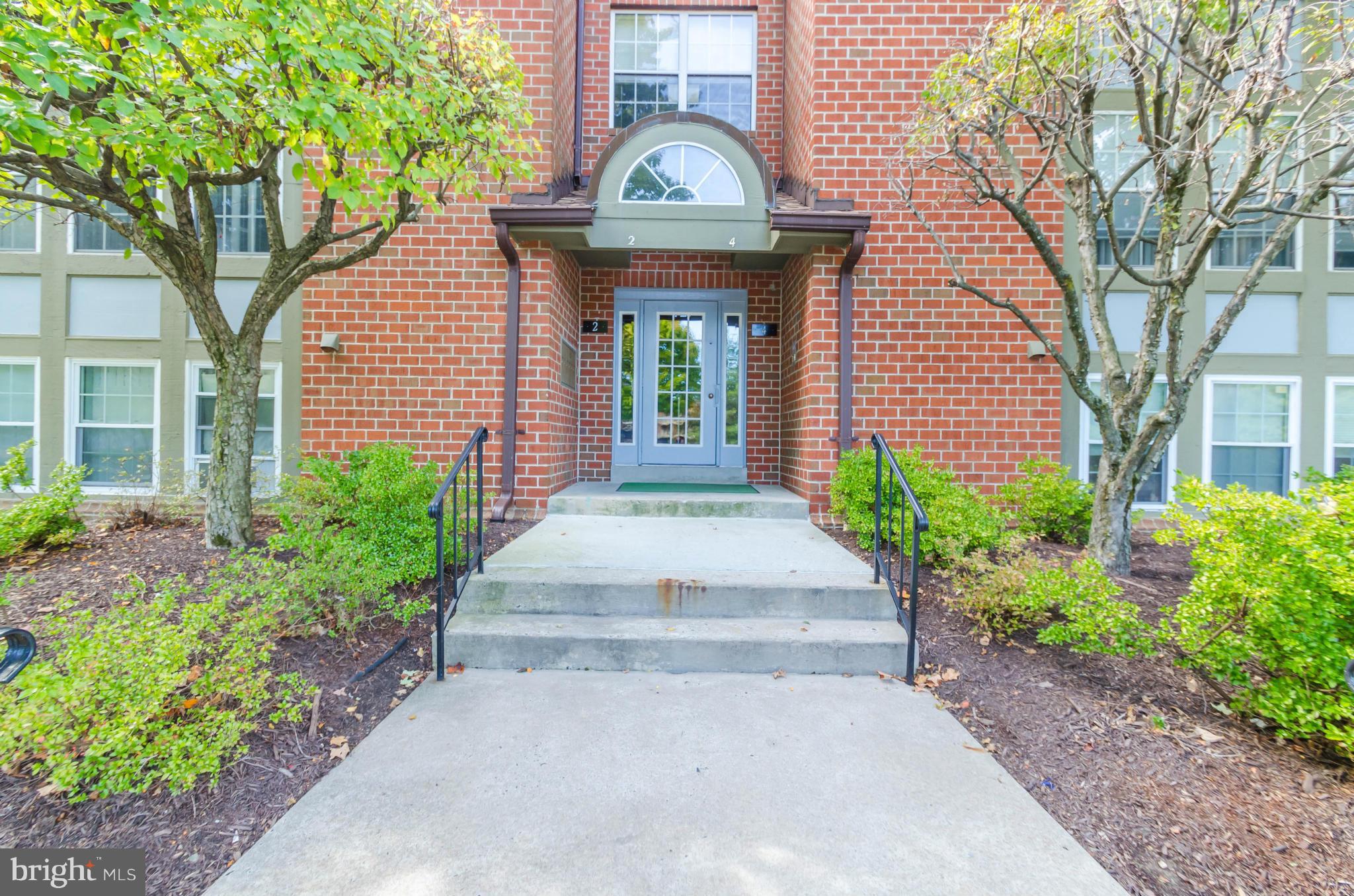 THE FALLS GARDEN - Residential