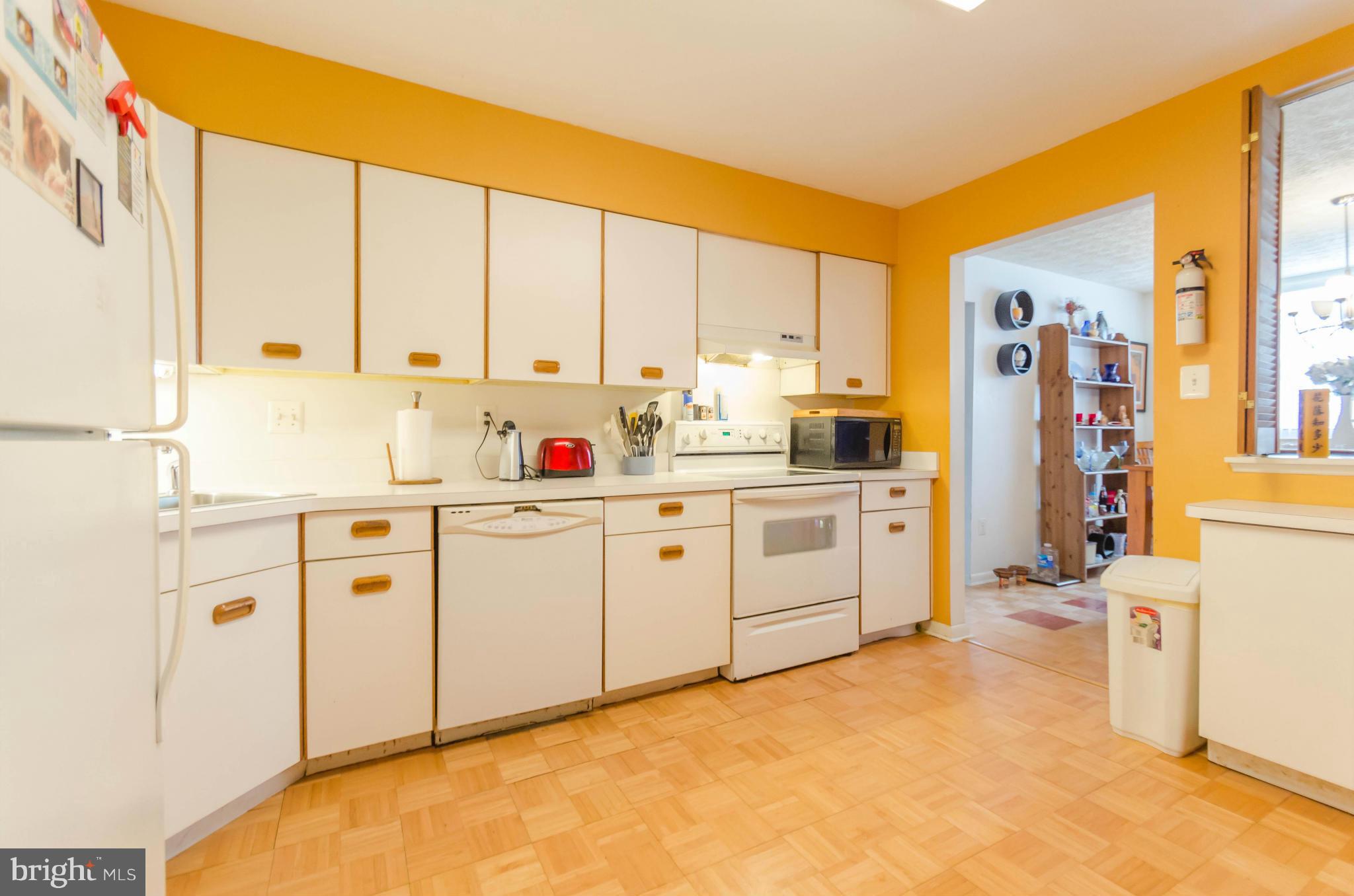 THE FALLS GARDEN - Residential