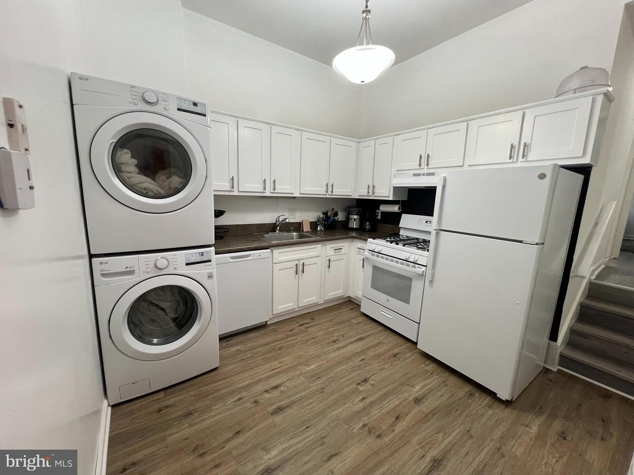 NORMANDIE ON THE LAKE II - Residential