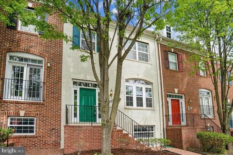 907 CRESTFIELD DRIVE ROCKVILLE MD 20850