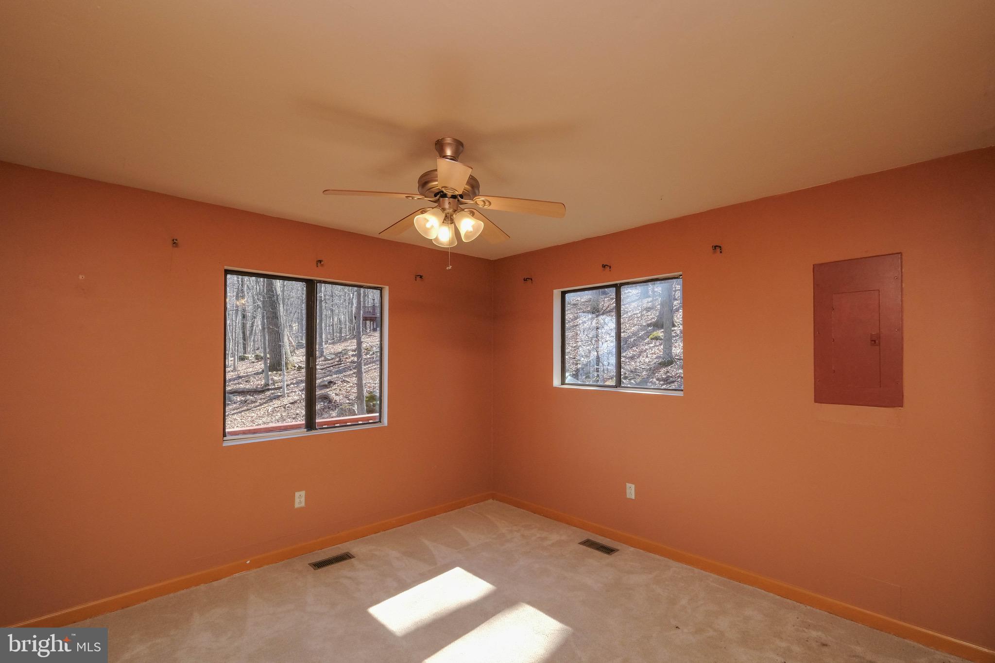 HIGH KNOB - Residential