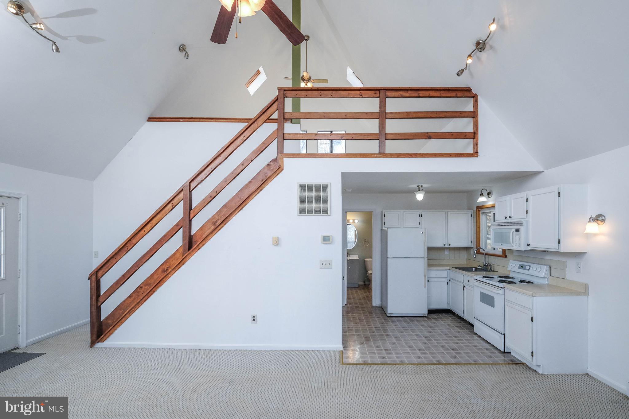 HIGH KNOB - Residential