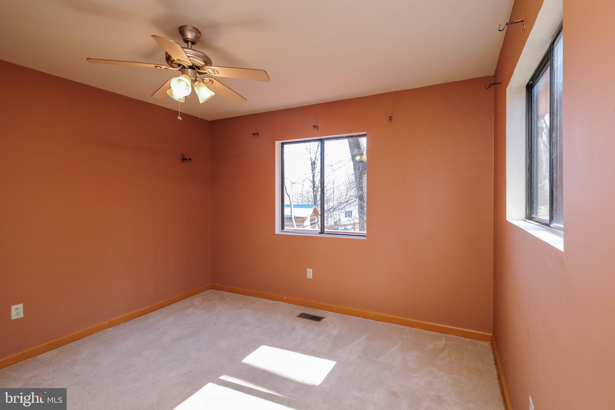 HIGH KNOB - Residential