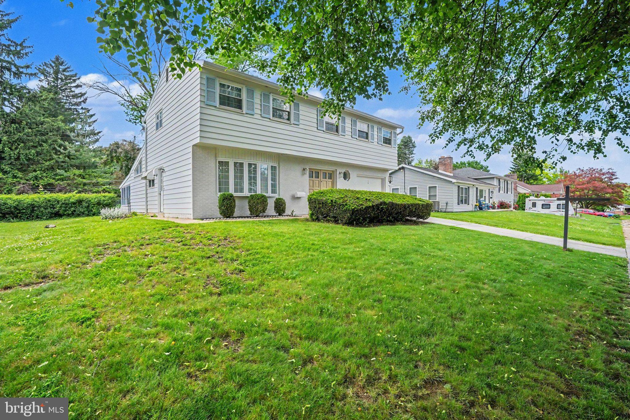 CEDAR CLIFF MANOR - Residential