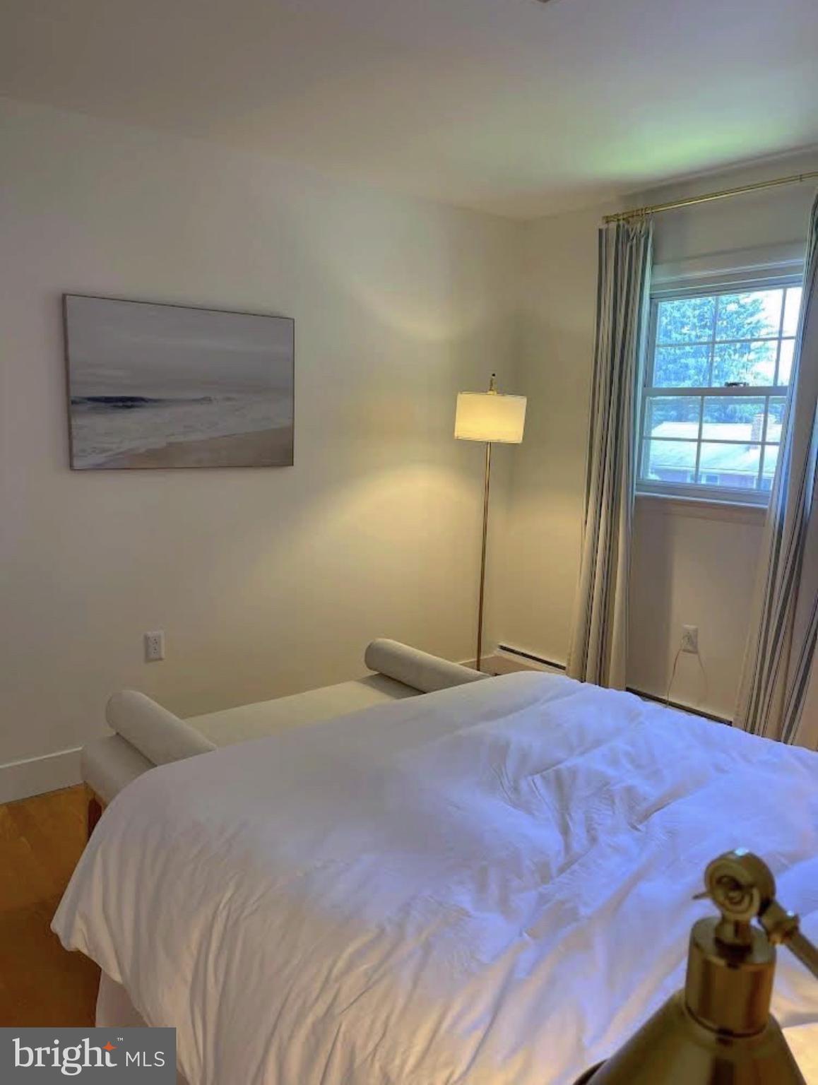 CEDAR CLIFF MANOR - Residential