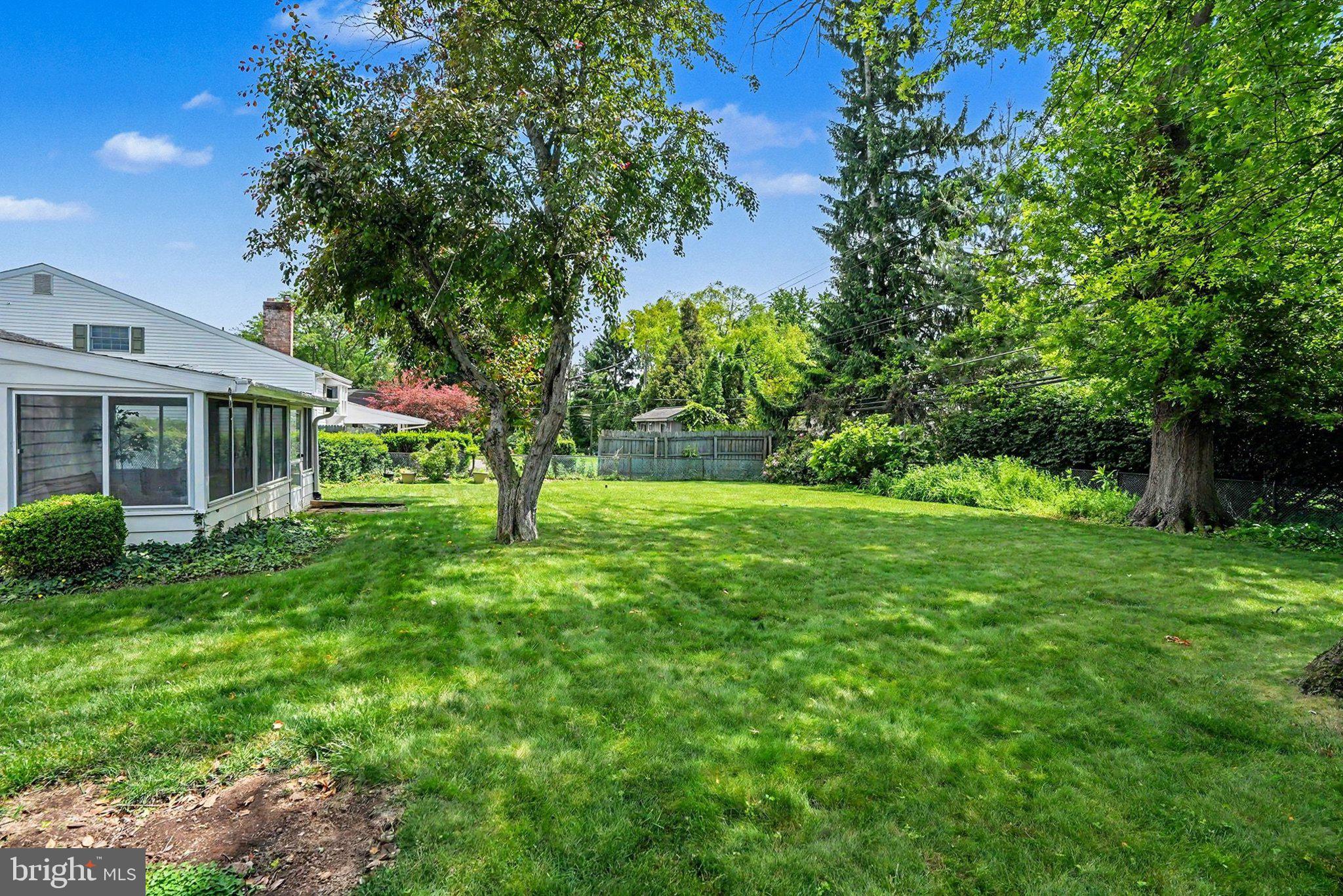 CEDAR CLIFF MANOR - Residential