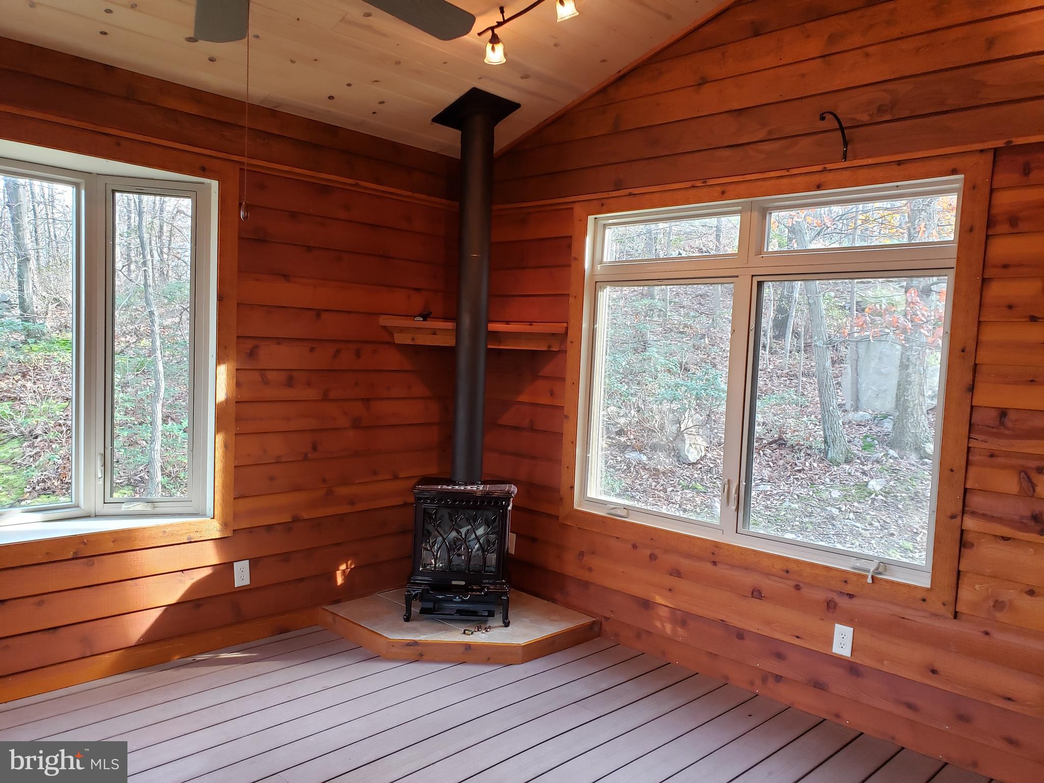 THE WOODS - Residential