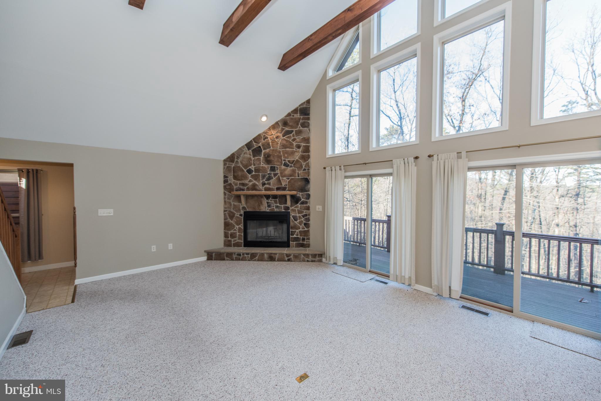 THE WOODS - Residential