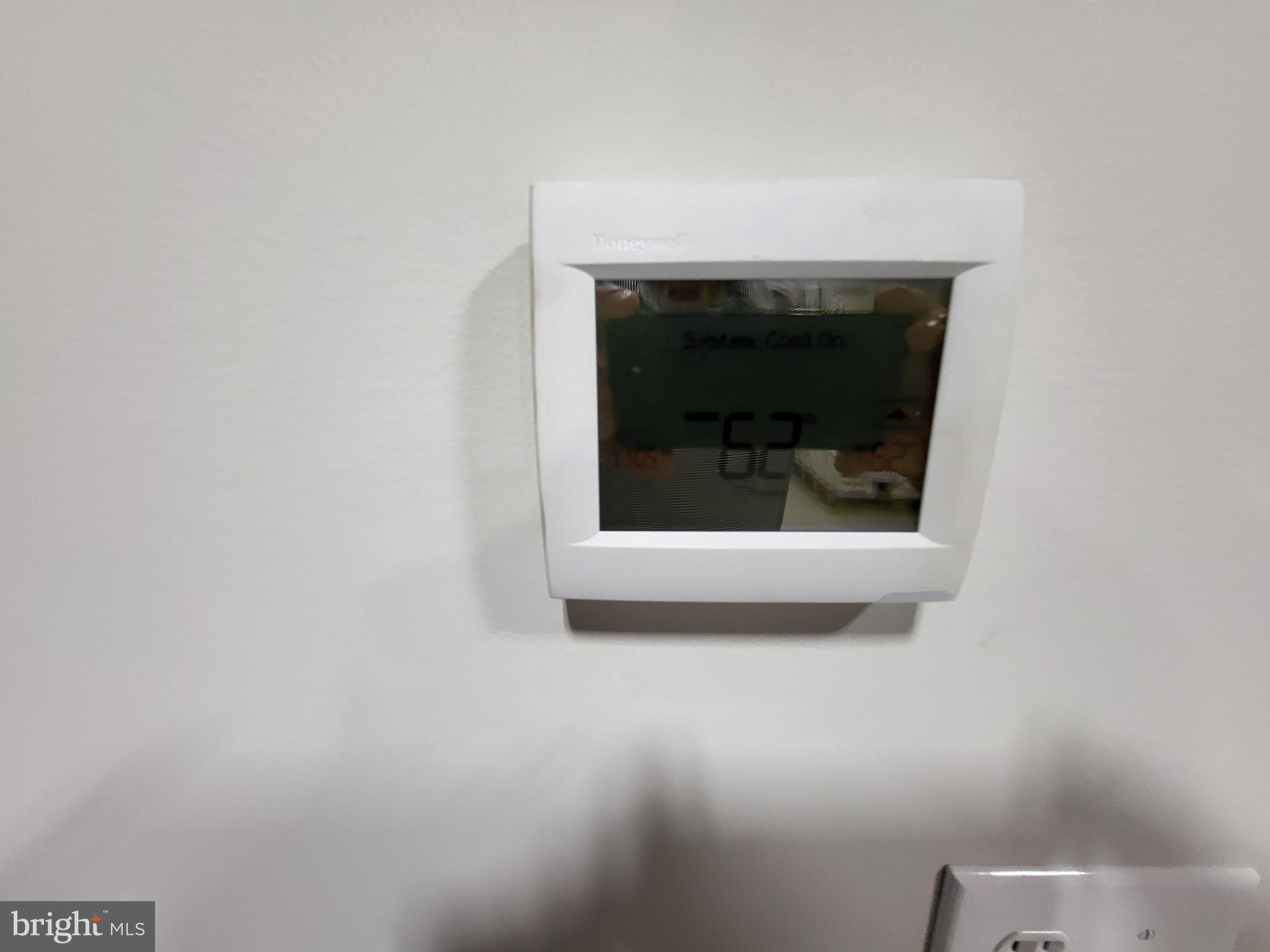 NR EASTON - Commercial Lease