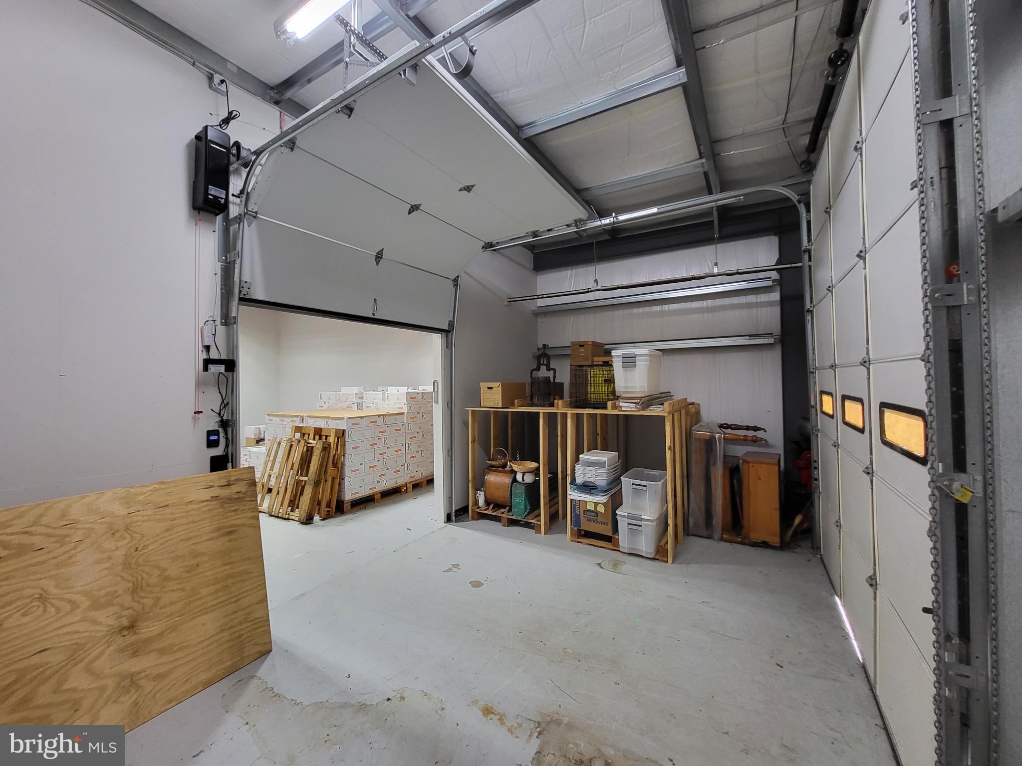 NR EASTON - Commercial Lease