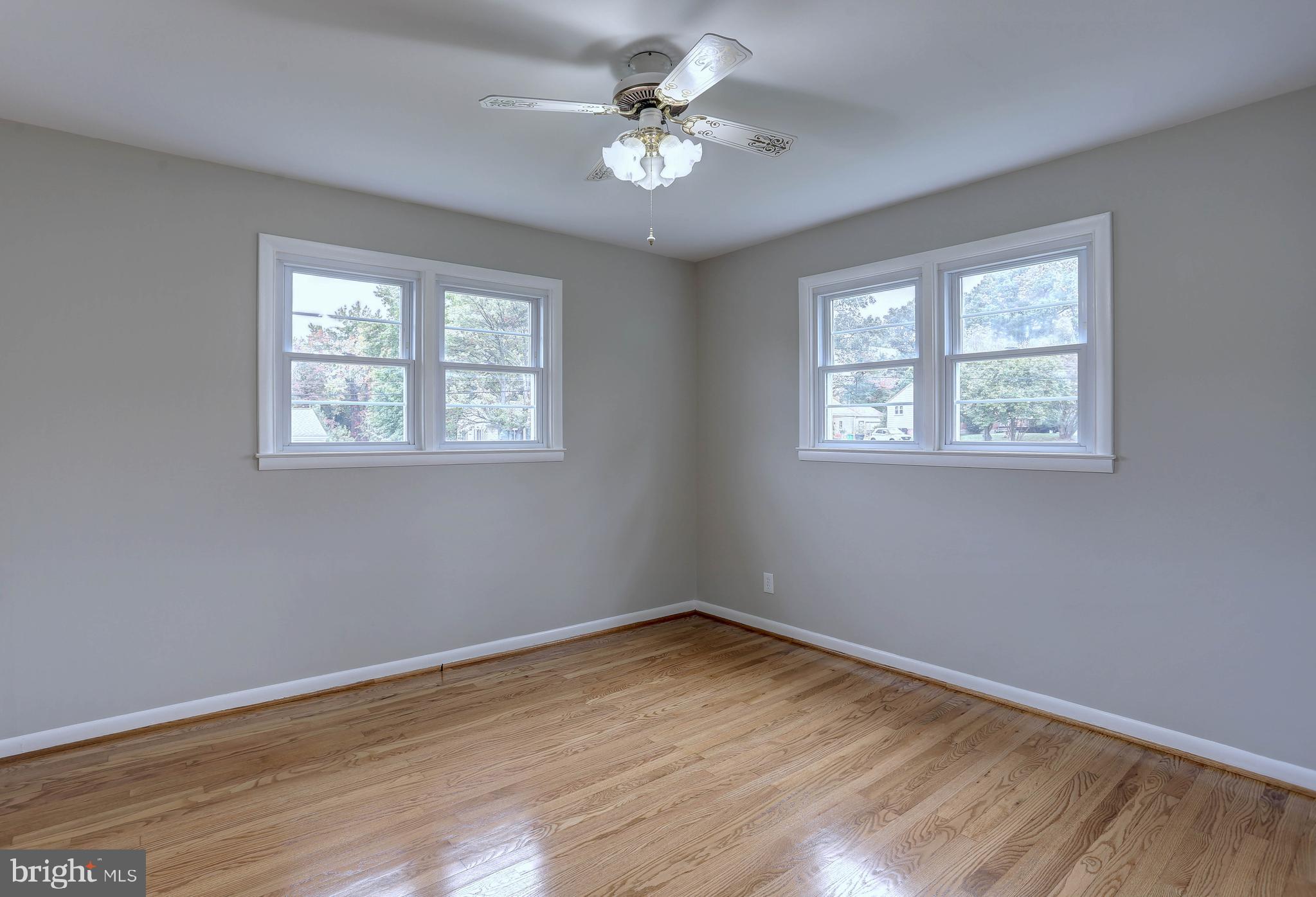 SHAREWOOD ACRES - Residential