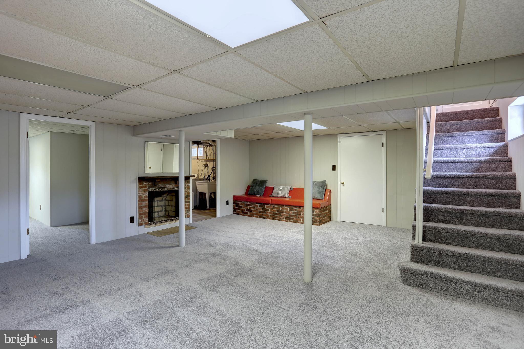 SHAREWOOD ACRES - Residential