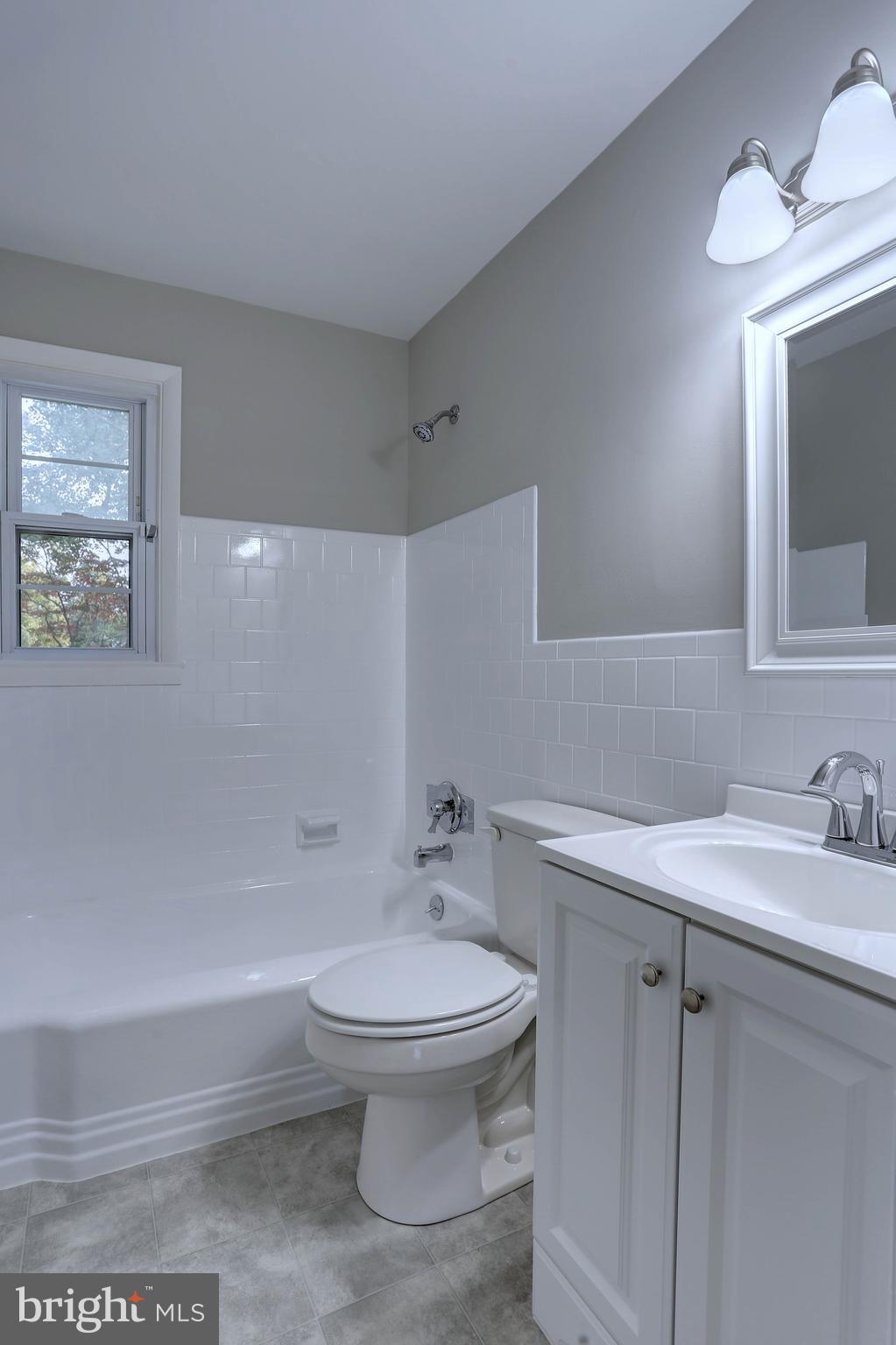 SHAREWOOD ACRES - Residential