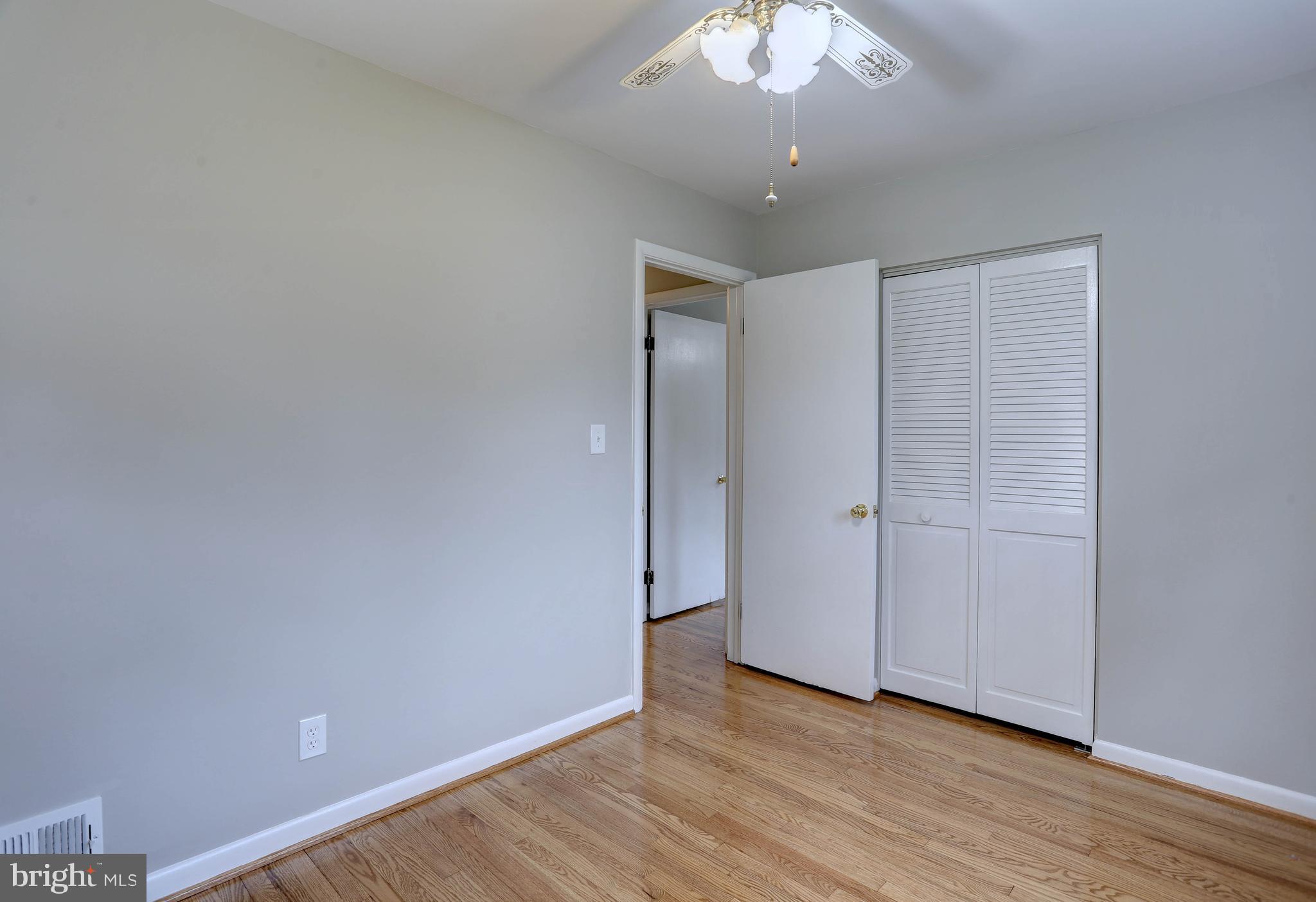 SHAREWOOD ACRES - Residential