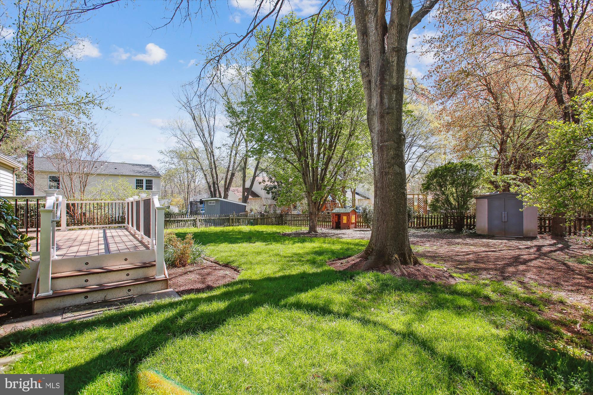 FOX MILL ESTATES - Residential