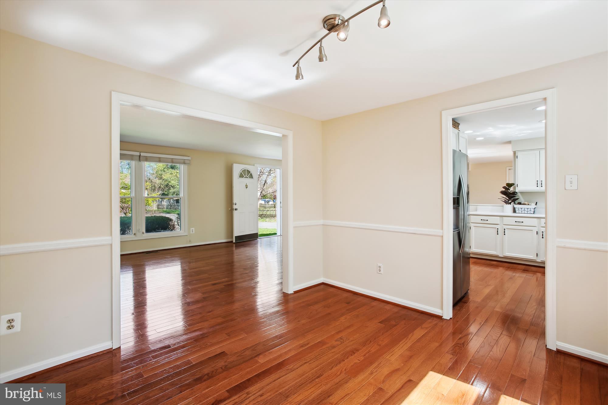 FOX MILL ESTATES - Residential