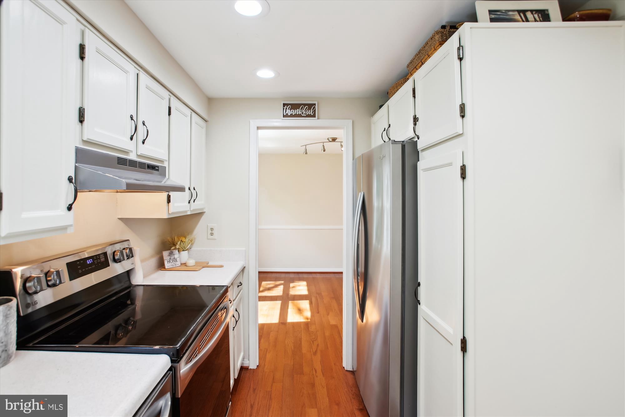 FOX MILL ESTATES - Residential