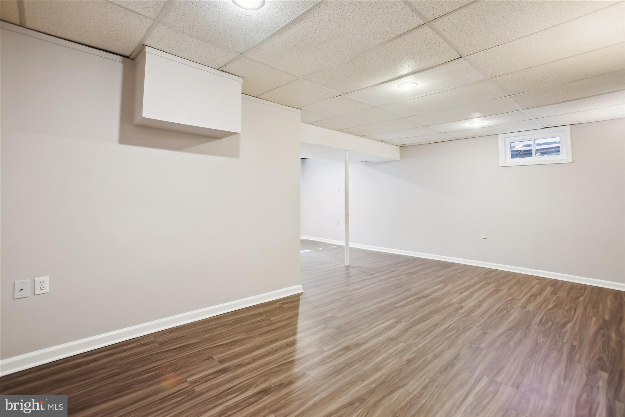 FOX MILL ESTATES - Residential