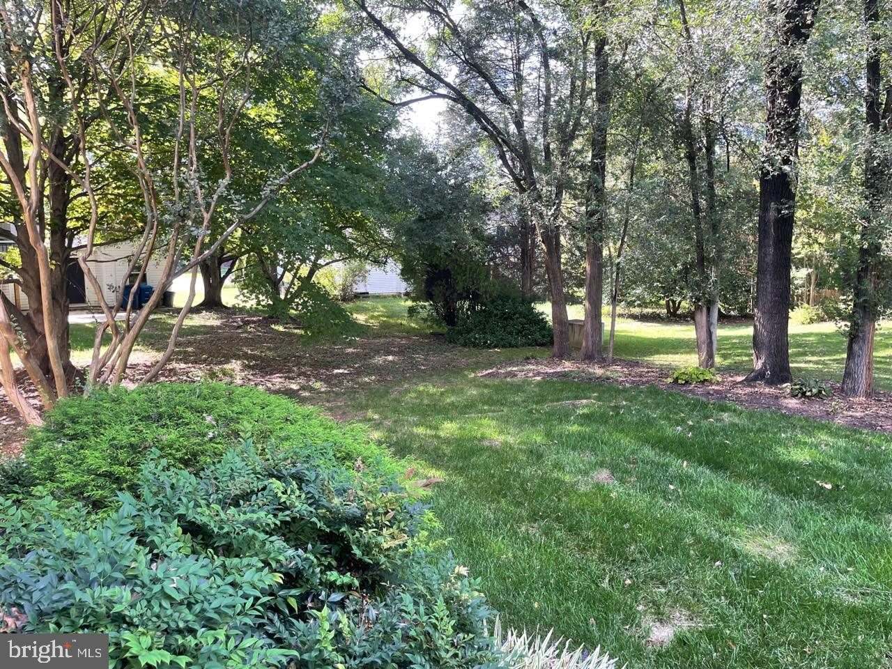 FOX MILL ESTATES - Residential