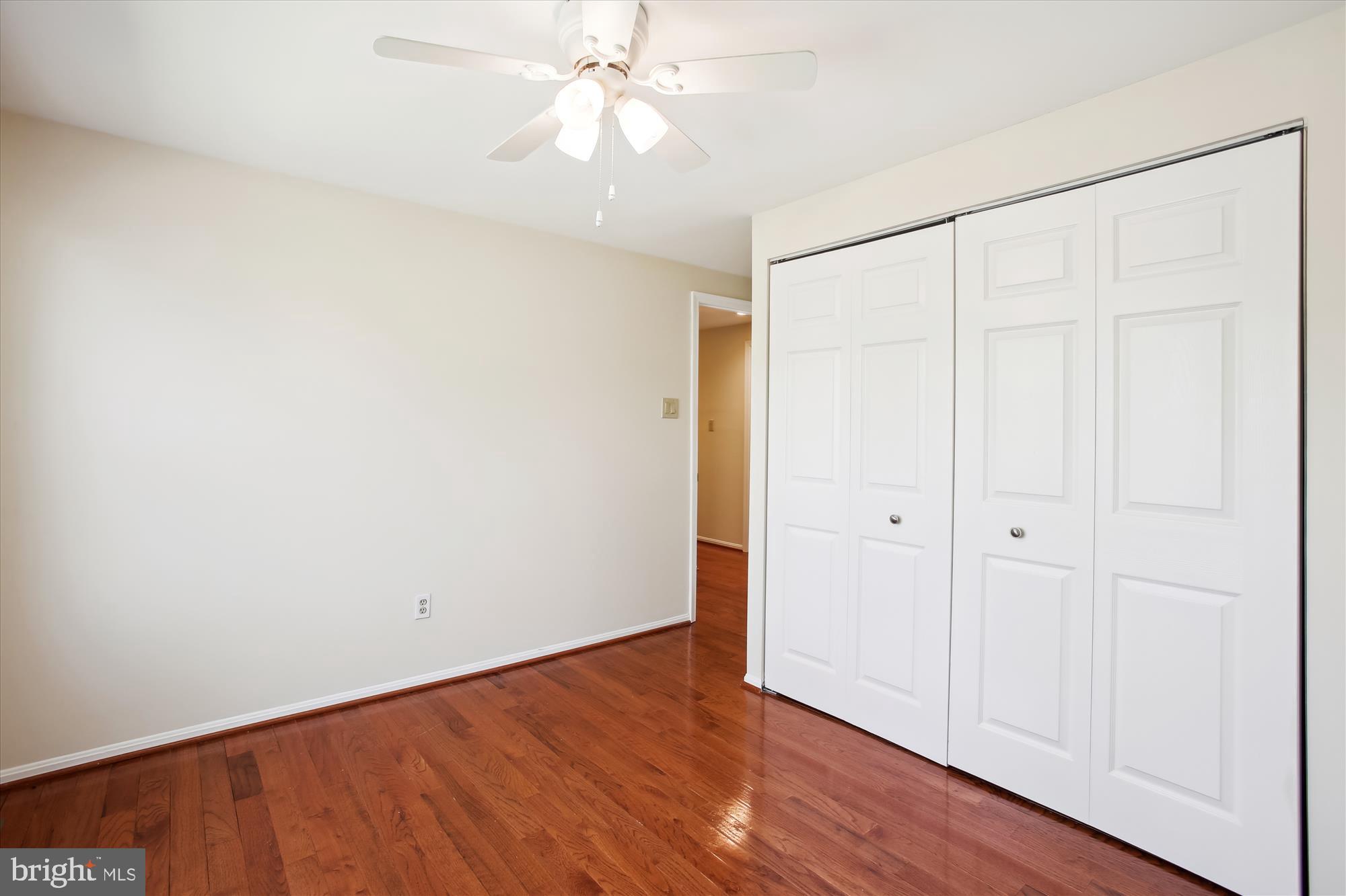 FOX MILL ESTATES - Residential