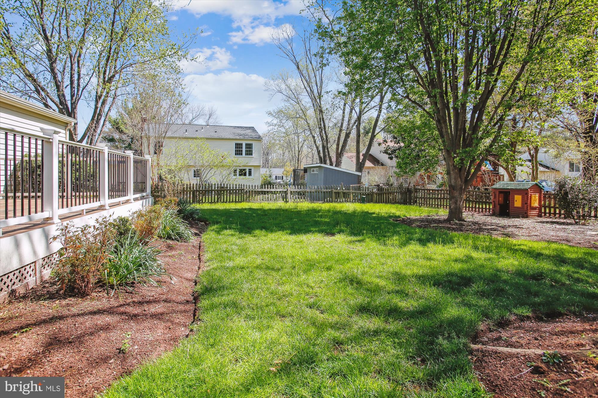 FOX MILL ESTATES - Residential