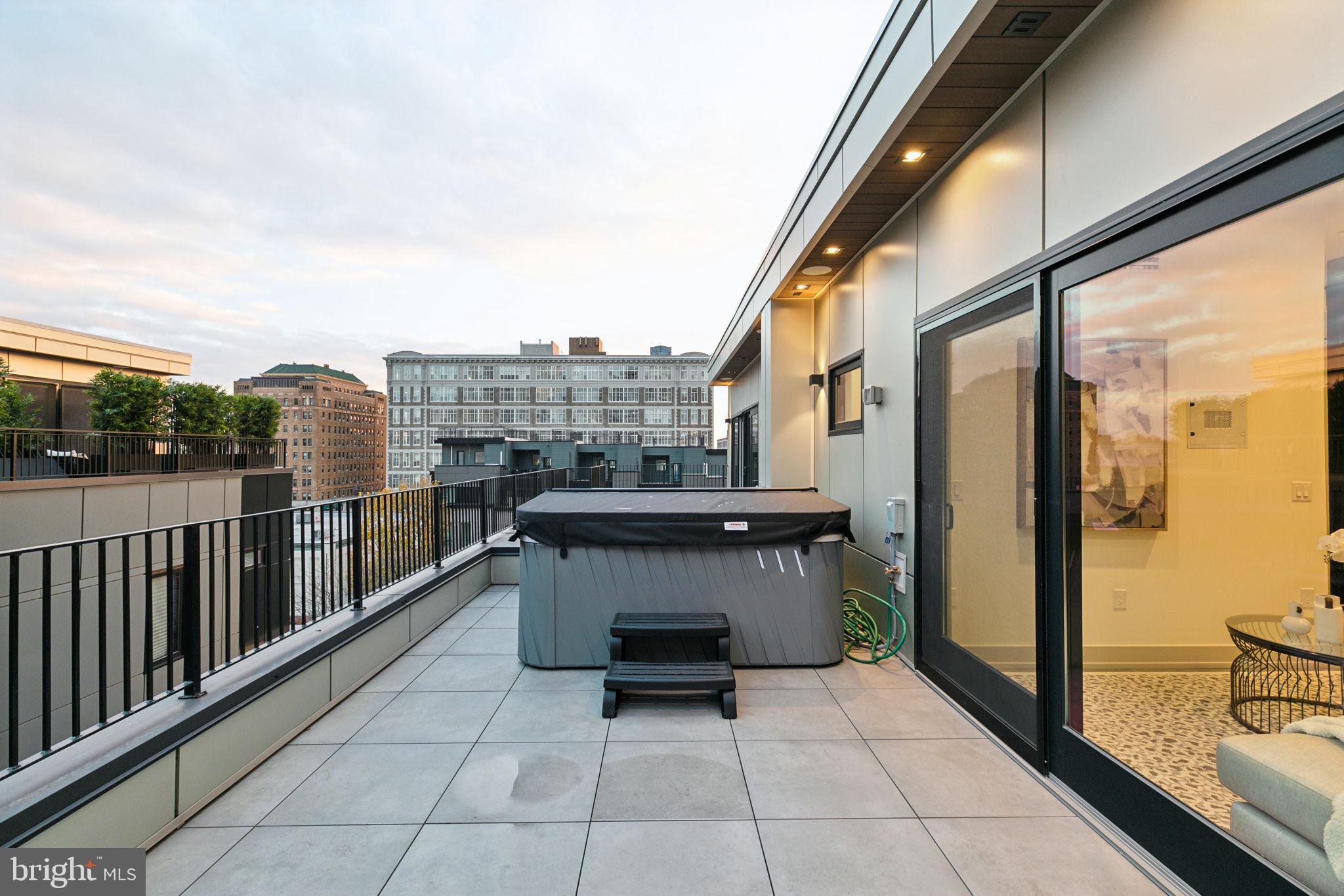 FITLER SQUARE - Residential