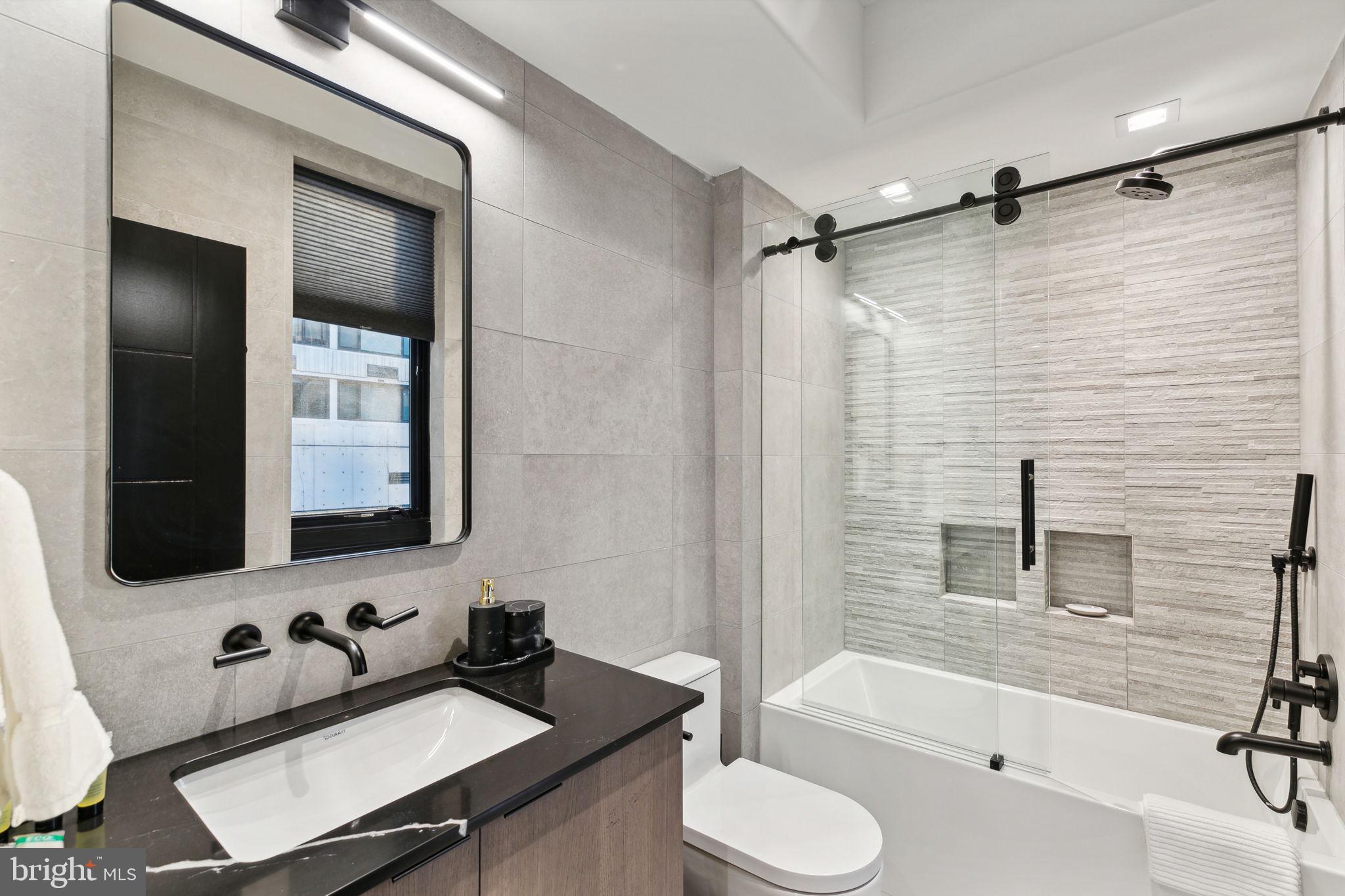 FITLER SQUARE - Residential