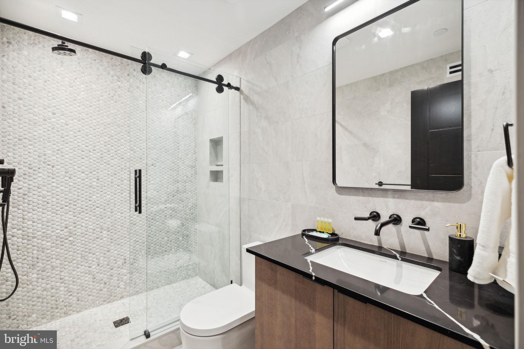 FITLER SQUARE - Residential